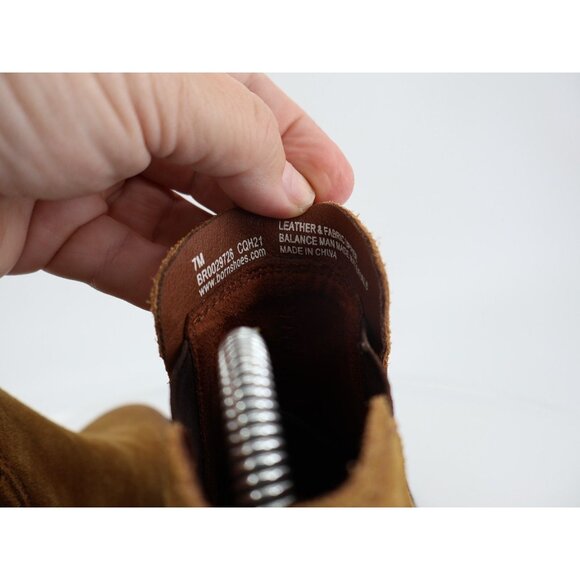 Born Women's Laney Chelsea Boot Size 7 Brown Leather Block Heel Pointed Ankle - Picture 8 of 14